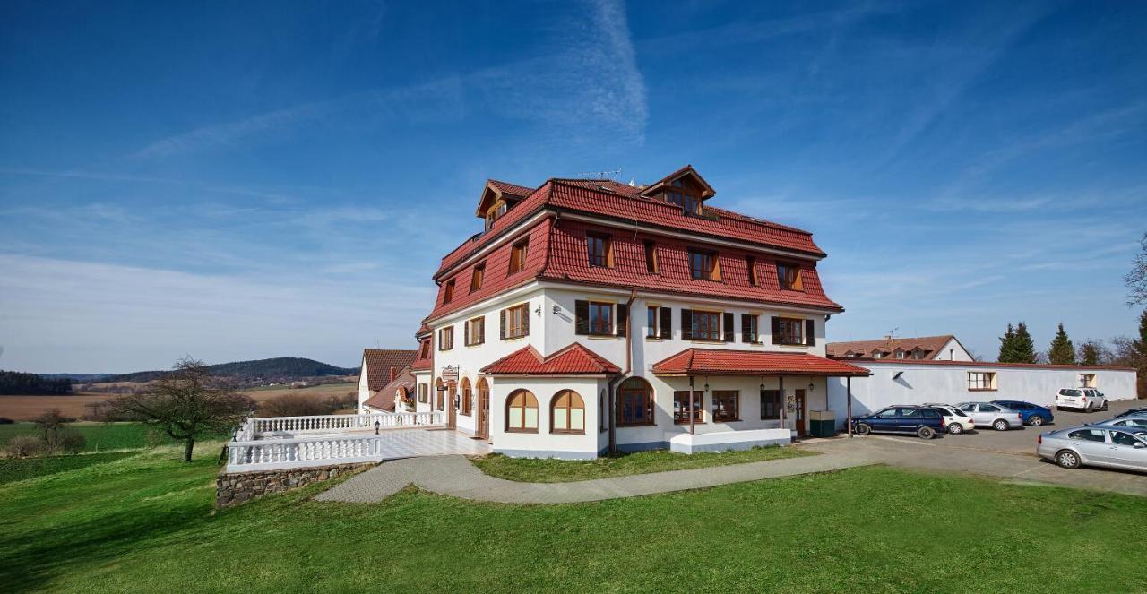Hotel Stamberk Naceradec Zewnętrze zdjęcie